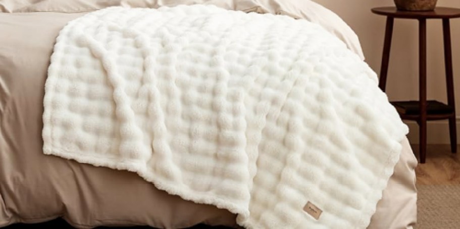 Plush Throw Blanket Just $9 on Amazon (Reg. $27)