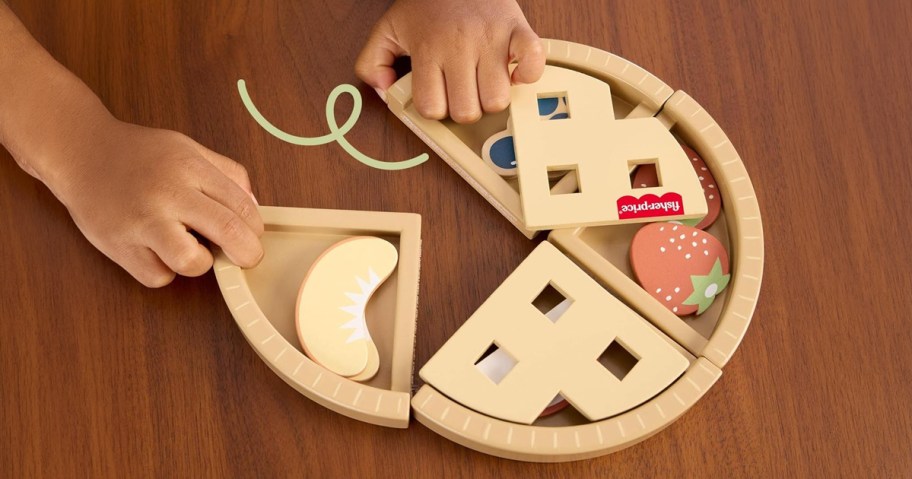 Fisher-Price Wood&nbsp;16-Piece Fruit Pie Puzzle