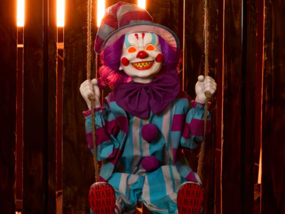 Halloween lowes clown
