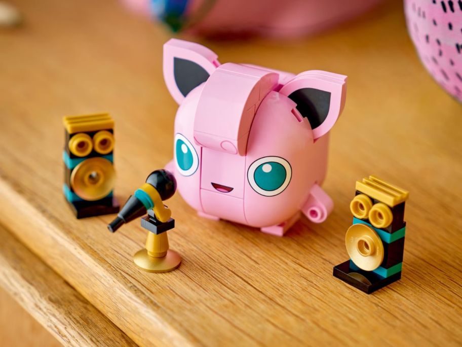 LEGO Pokémon SMART Play: Jigglypuff Concert on table