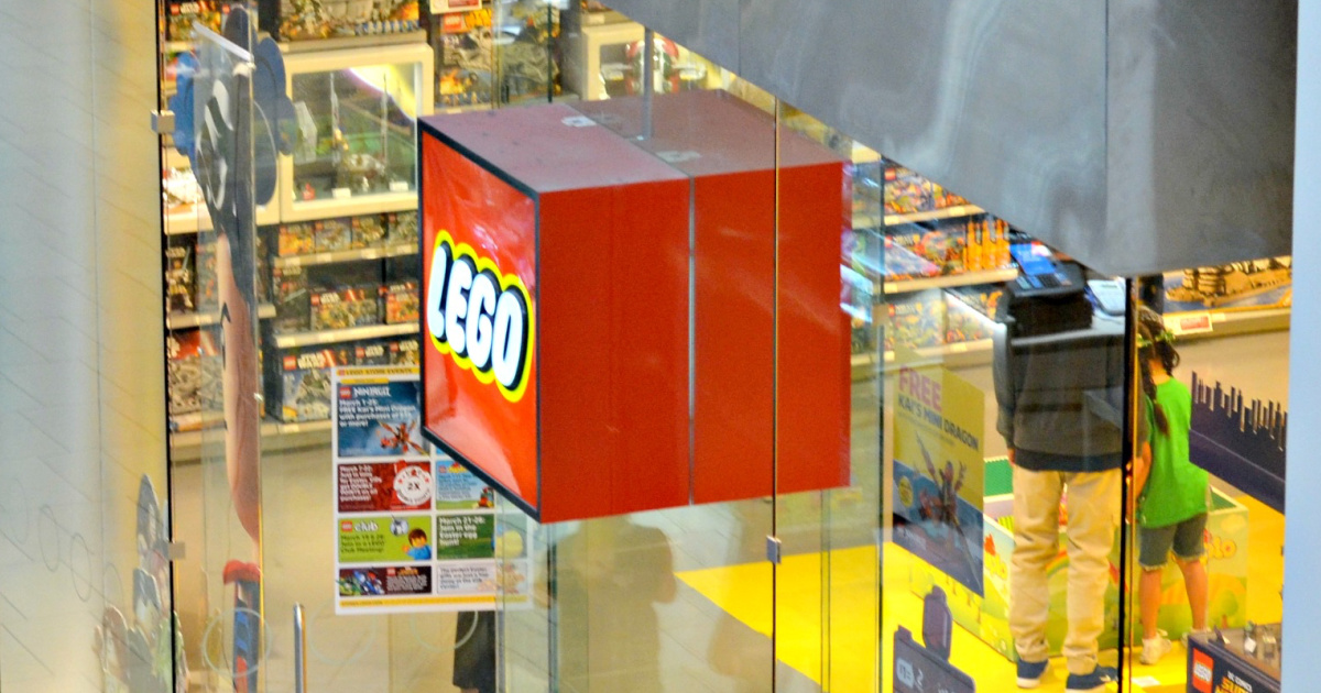 Free LEGO Store Kids Event on June 28th: Build a LEGO Stadium