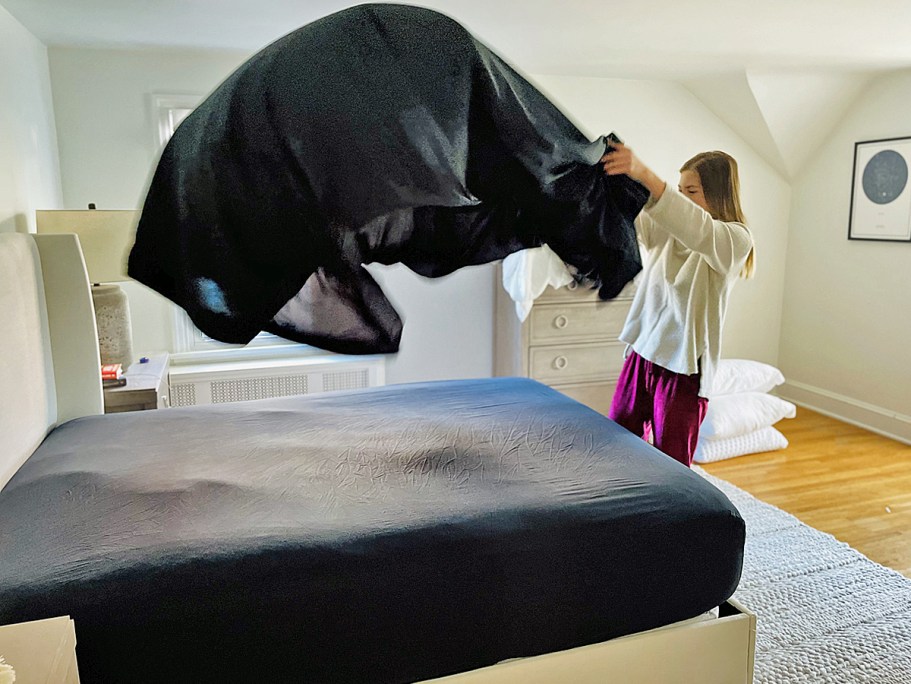 Any Size 6-Piece Sheet Sets Only $27 Shipped (Perfect for Dorm Rooms!)