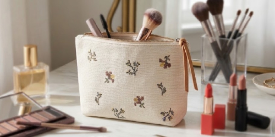 Everyone is Going Crazy Over These Target Bags & We Get the Hype!