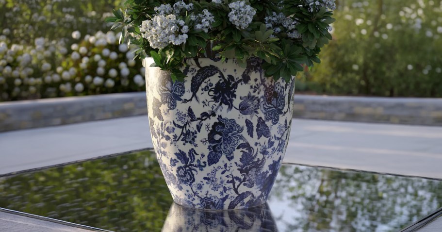 Up to 50% Off Planters on Lowes.com | Styles from $6.98 Shipped