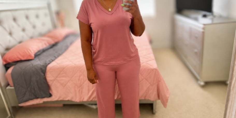 Women’s 2-Pack Pajama Sets Just $17.99 on Amazon (Reg. $36)
