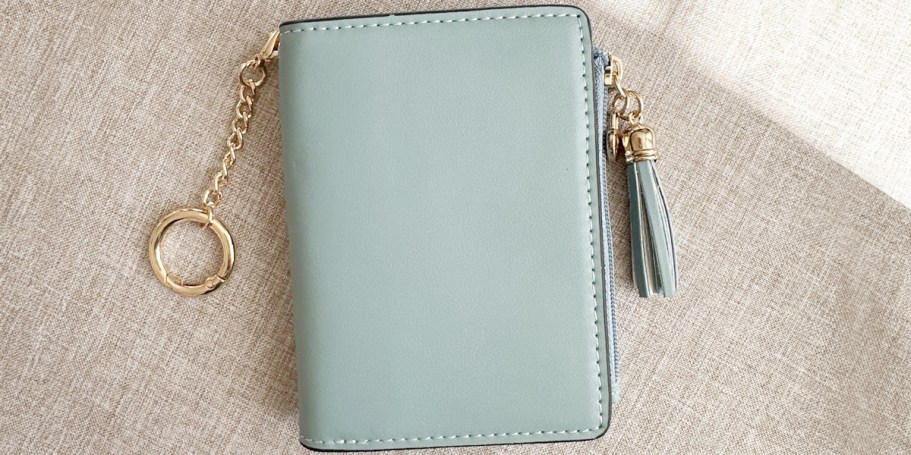 RFID Blocking Leather Wallet Only $4.99 on Amazon (Reg. $10)