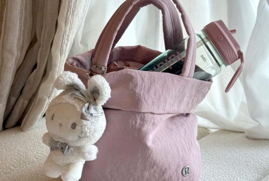 HOT lululemon Bag Sale: Slings, Totes & More + Free Shipping