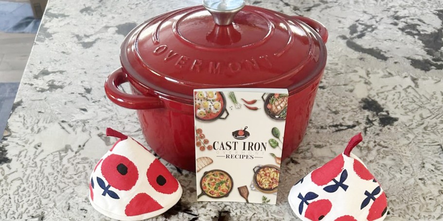 Cast Iron Bread Dutch Oven w/ Potholders Just $32 on Amazon – Perfect for Sourdough