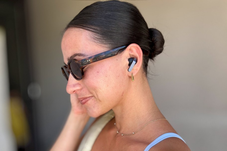 Score $40 Off Samsung Galaxy Buds4 Pro + More Tech Savings During Walmart Deals