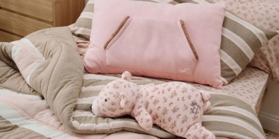 Target’s Hollister Collection Just Dropped… Your Teen Will Want It All (& You Might Too!)