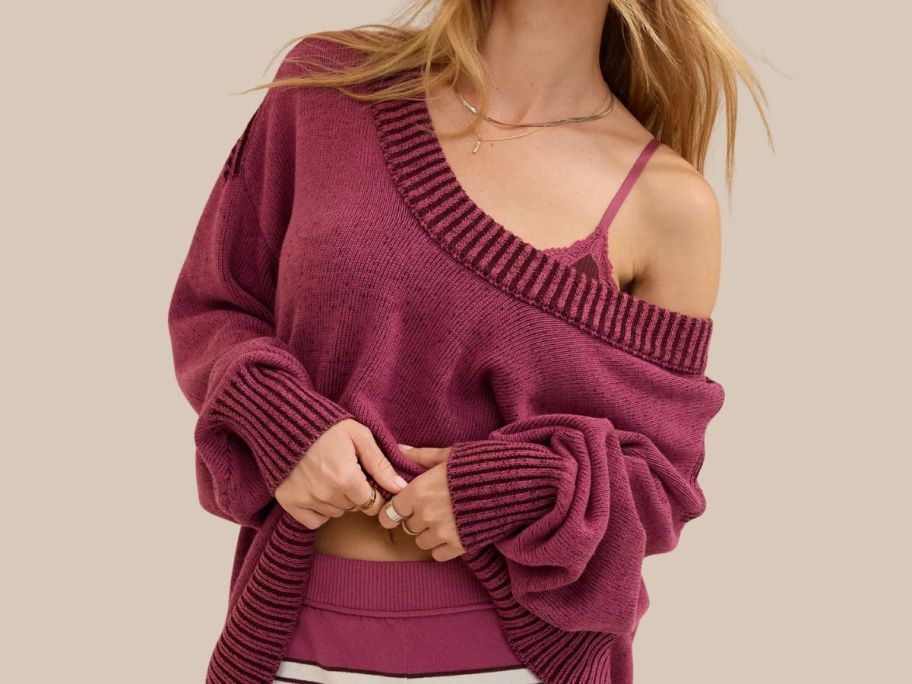 woman wearing Aerie Voop Sweater