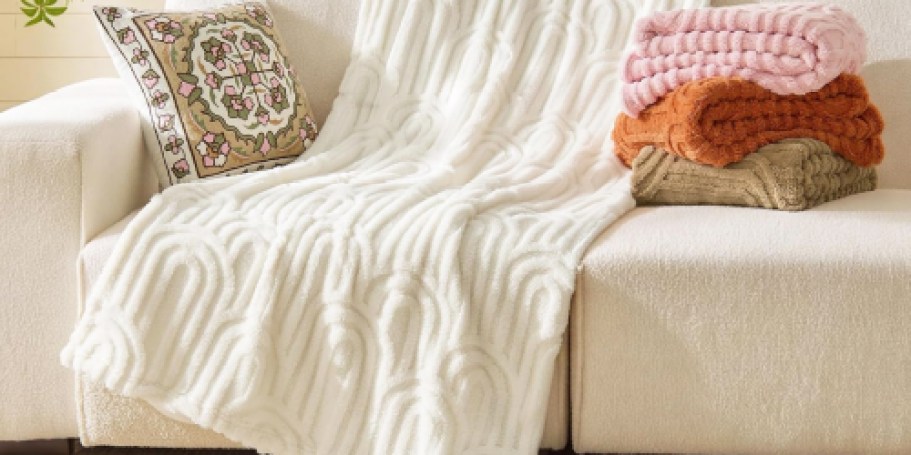 Boho Fleece Throw Blanket Only $9.99 on Amazon (Reg. $20)