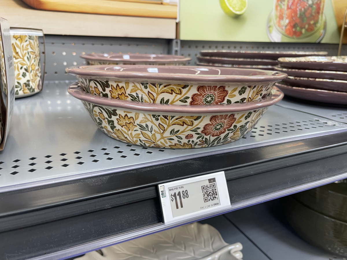 Walmart’s New Vintage-Style Fall Kitchen Collection Looks Totally Luxe!