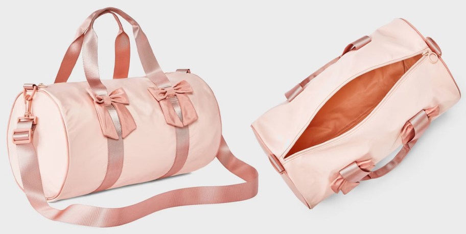 Cat & Jack Girls&rsquo; Duffel Bag w: Bows