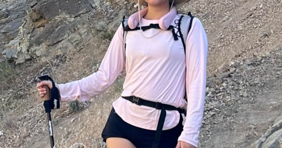 woman wearing G Gradual Women's Sun Shirts UPF 50+ Long Sleeve UV Protection Shirt while hking