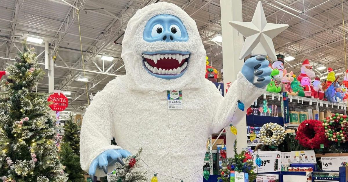 HUGE Lowe’s Christmas Animatronics Are Here (& Will Sell Out!)