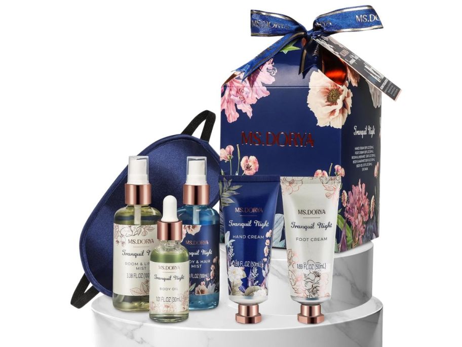 MS.DORYA 6-Piece Birthday Spa Gift Basket in Tranquil Night