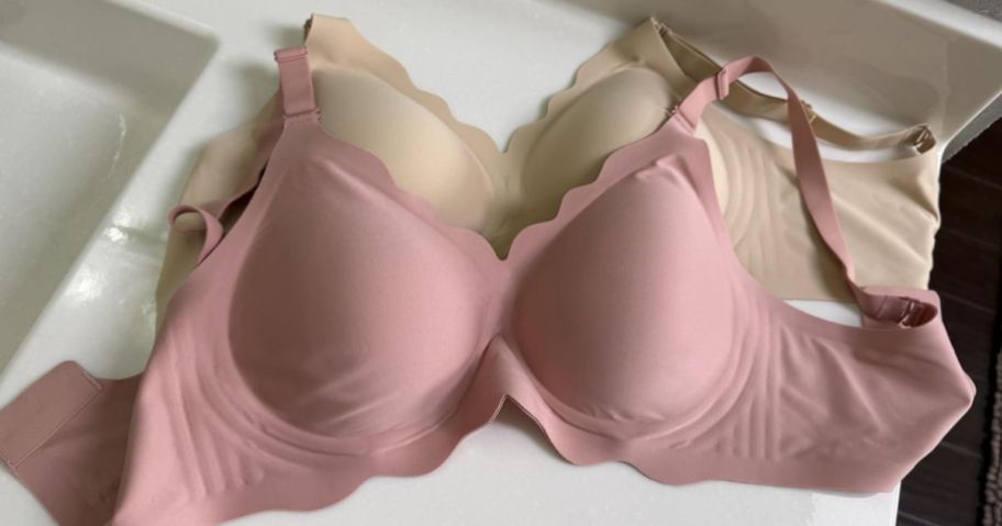 Two OEAK Jelly Bras