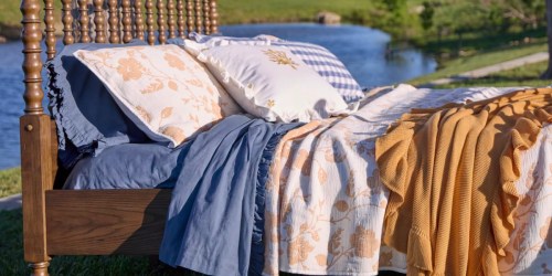 The Pioneer Woman Dropped the Dreamiest Bedding at Walmart