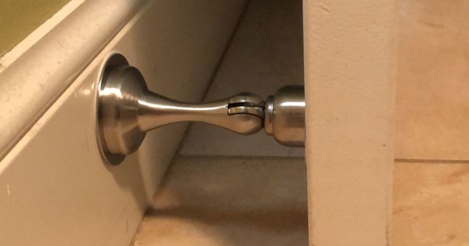 WINONLY Door Stoppers Magnetic Door Catch 2-Pack in bathroom