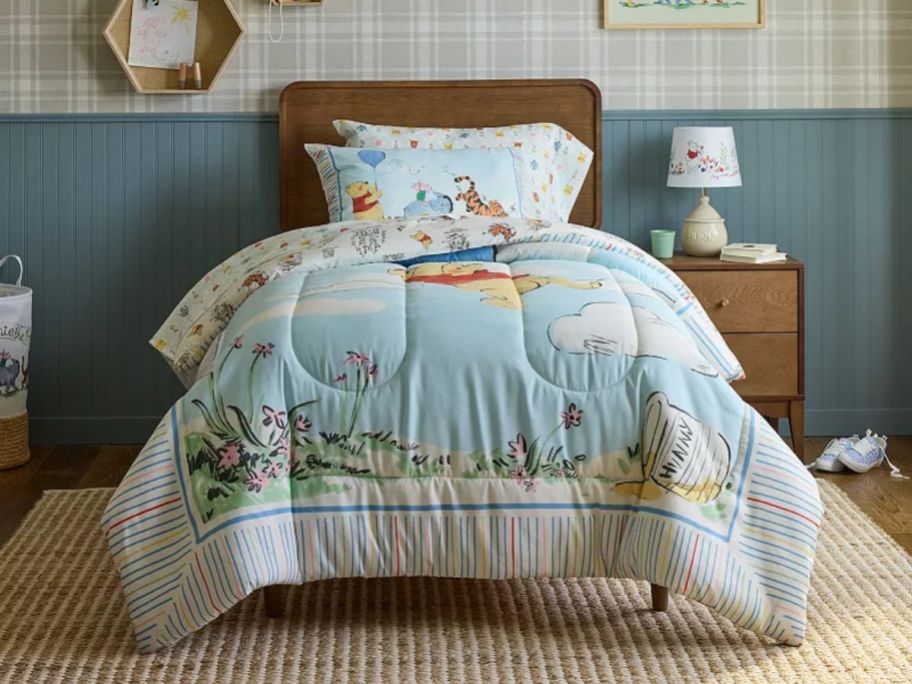 The Big One Disney's Winnie the Pooh Comforter Set