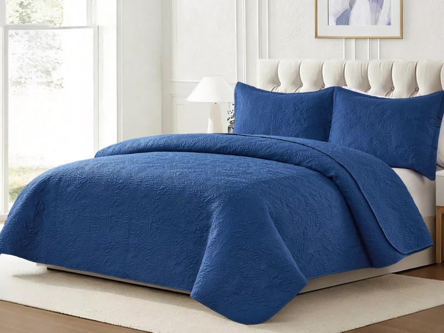 Score Macy’s Comforter Sets from $19 (Reg. $65)