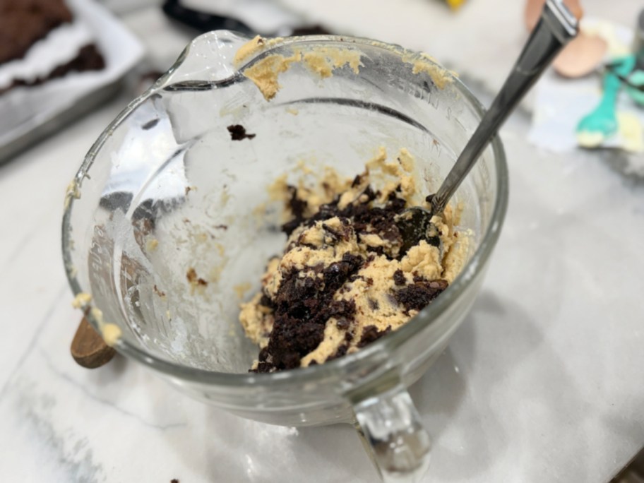 folding in brownie chunks to cookie dough (1)