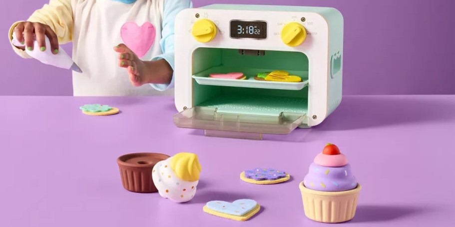 New Gigglescape Toy Food Sets at Target (Cookie Oven, Air Fryer, Vending Machine, & More!)