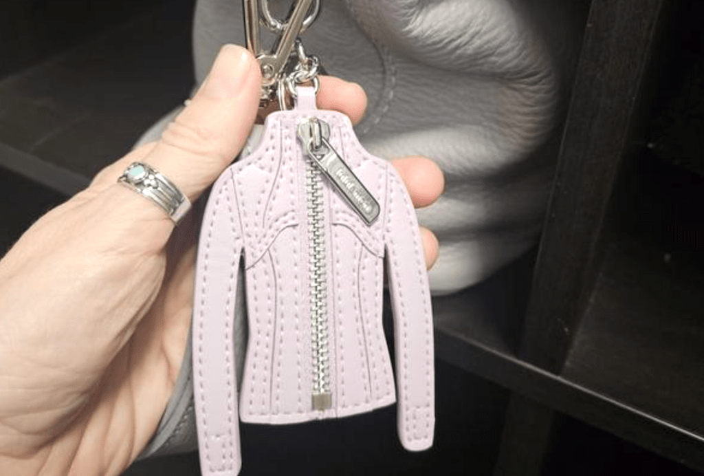 lululemon key chain 