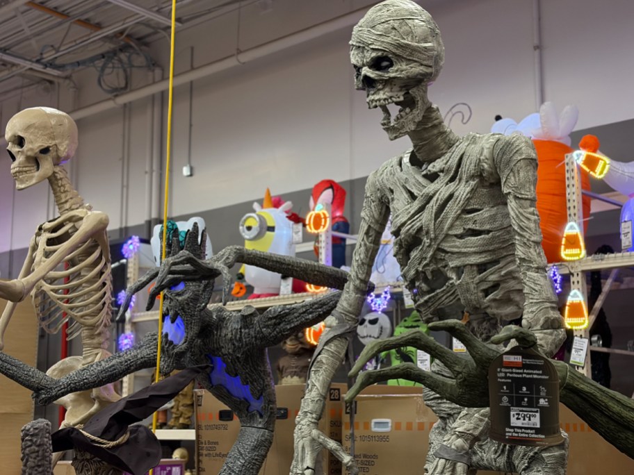 tree and mummy animatronics