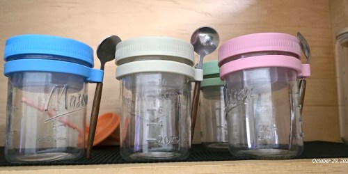 Glass Overnight Oats Containers 6-Pack Just $17.99 on Amazon (Includes Topping Cup & Spoon)
