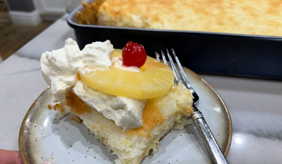 pineapple cake with whipped cream