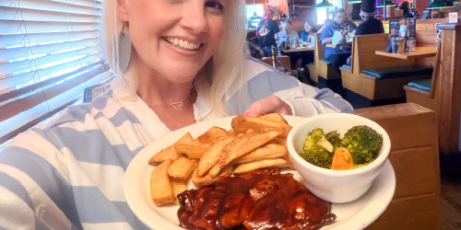 You Can Get a Texas Roadhouse Steak Dinner for Just $12.99!