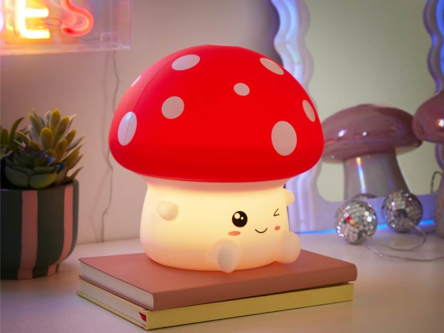 Jumbo Mushroom Light Only $7.50 on Walmart.com + More Trendy Decor
