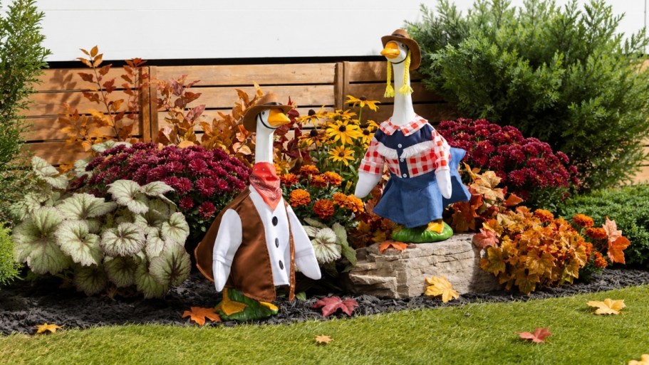 Dress Up Porch Goose w/ Seasonal Outfit 2-Packs From $11.57 at Walmart