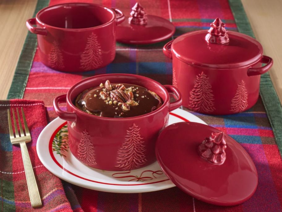 Better Homes & Gardens 3-Pack Tree Cocotte set on table