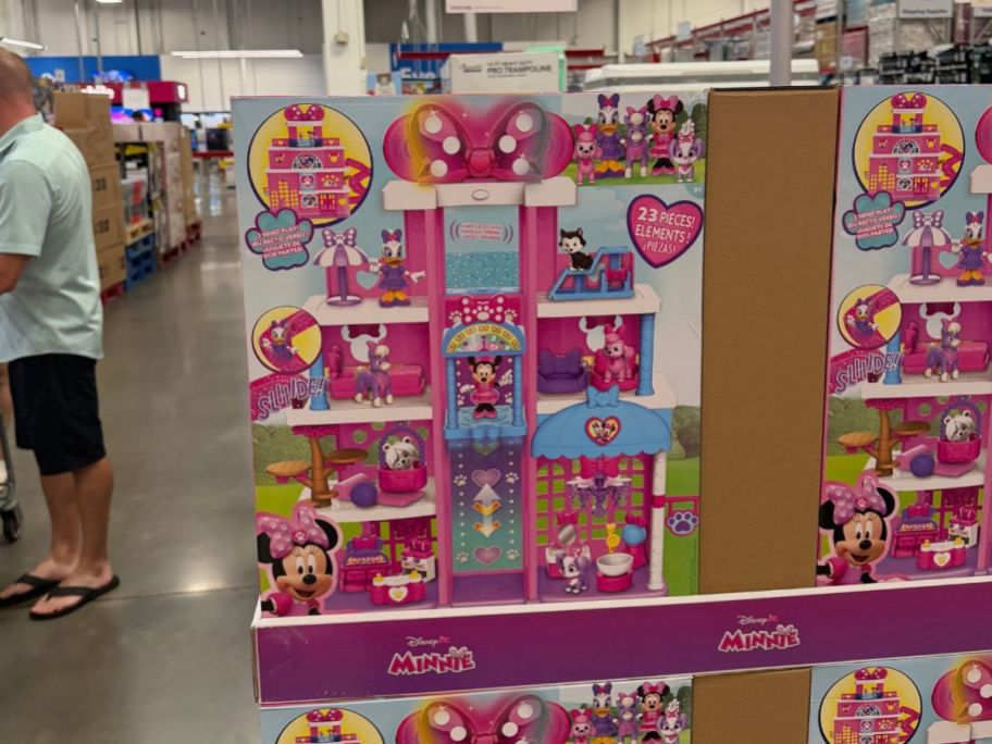 Disney Jr. Minnie Mouse Pet Hotel Playset w/ 23 Accessories in store
