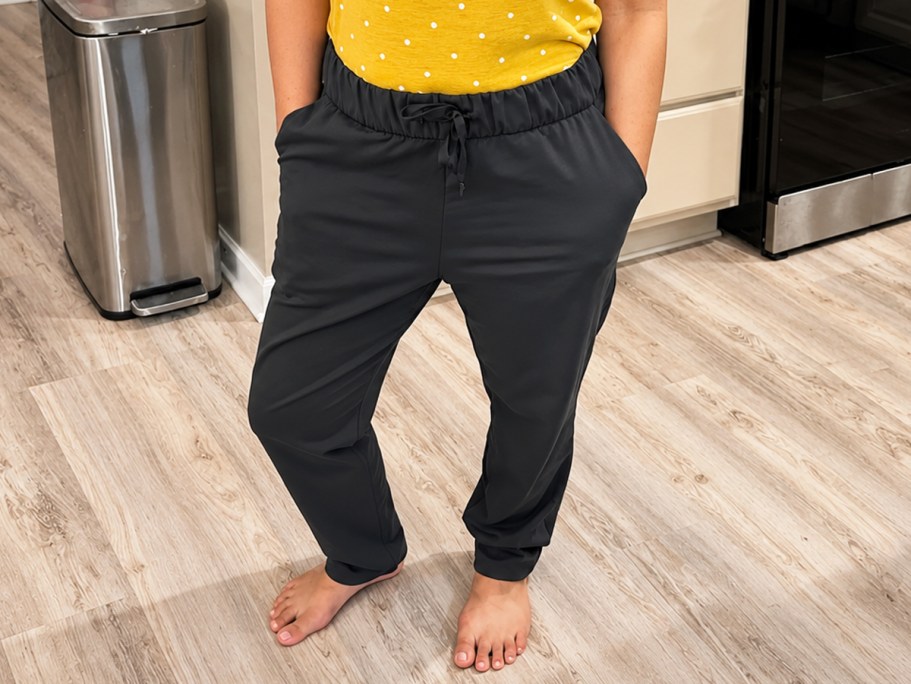 Women’s Fleece-Lined Pants Just $19.99 on Amazon (Reg. $40)