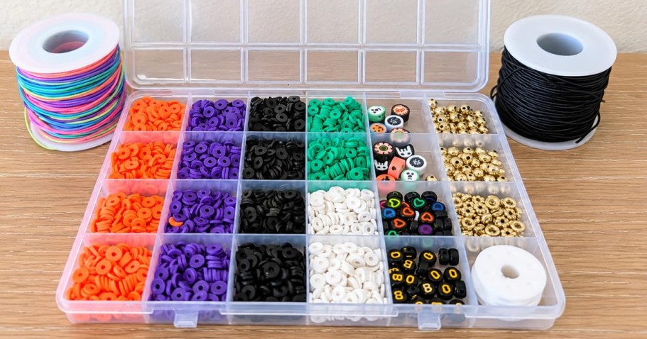 Halloween 3,500-Piece Bracelet Making Kit Only $4.79 on Amazon