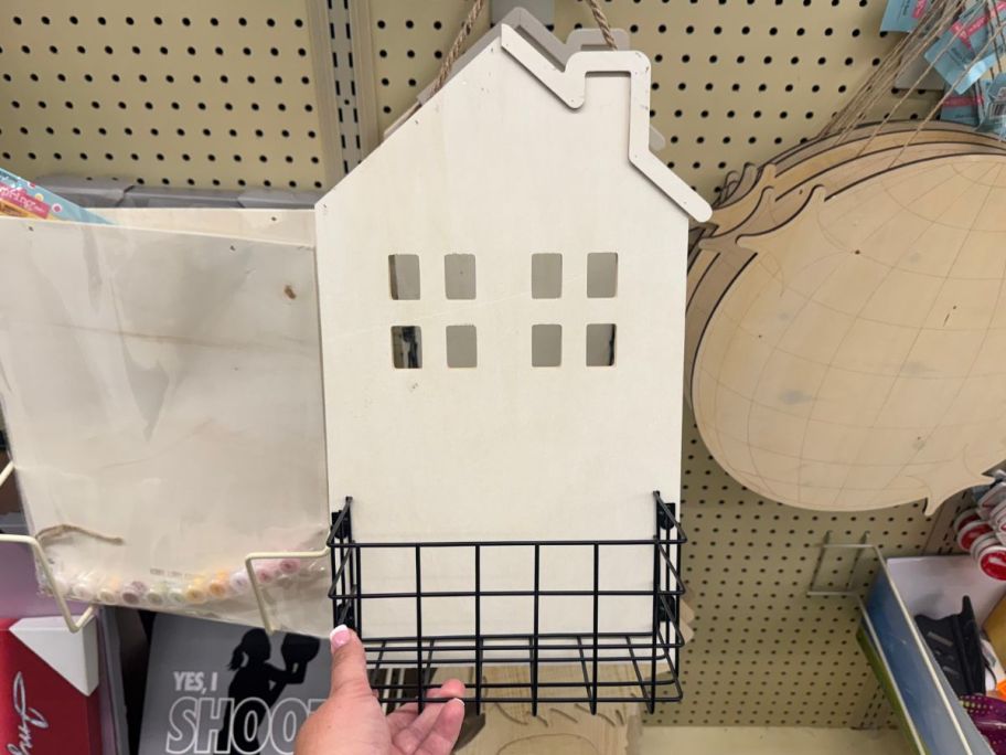 Hibby Lobby House Wall Decor With Basket