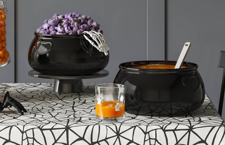 Hyde & EEK! 4-Quart Large Halloween Cauldron Serving Bowl