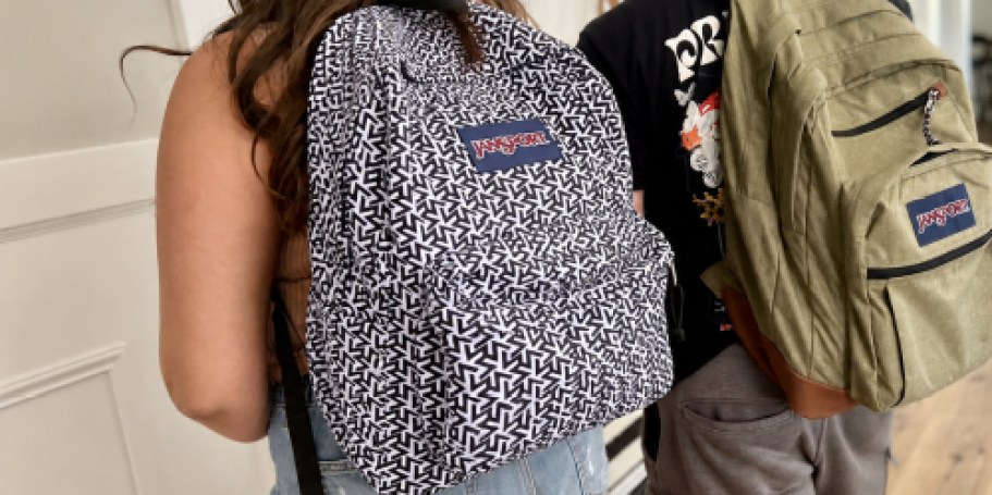 Up to 70% Off Jansport Backpacks on Amazon | Prices from $17.99