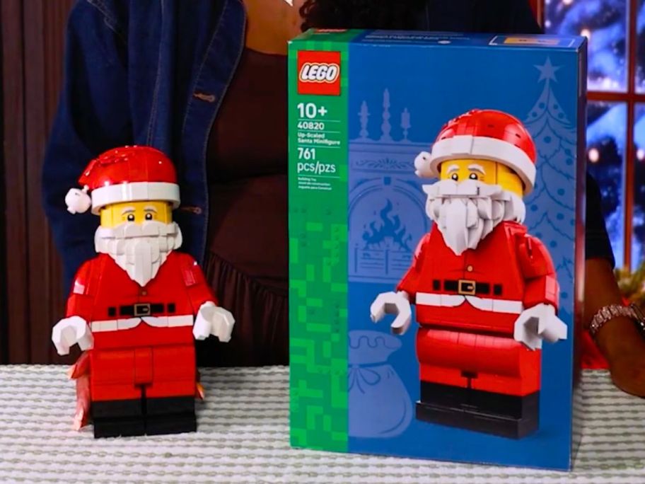 LEGO Iconic Up Scaled Santa Minifigure