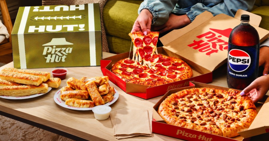Pizza Hut game day box and party
