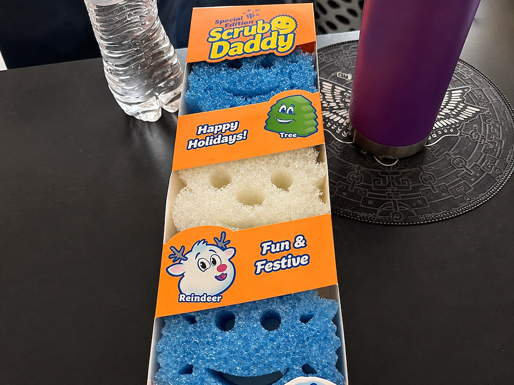 Scrub Daddy Winter Shapes Sponges 3-Pack Just $7.49 on Walmart.com