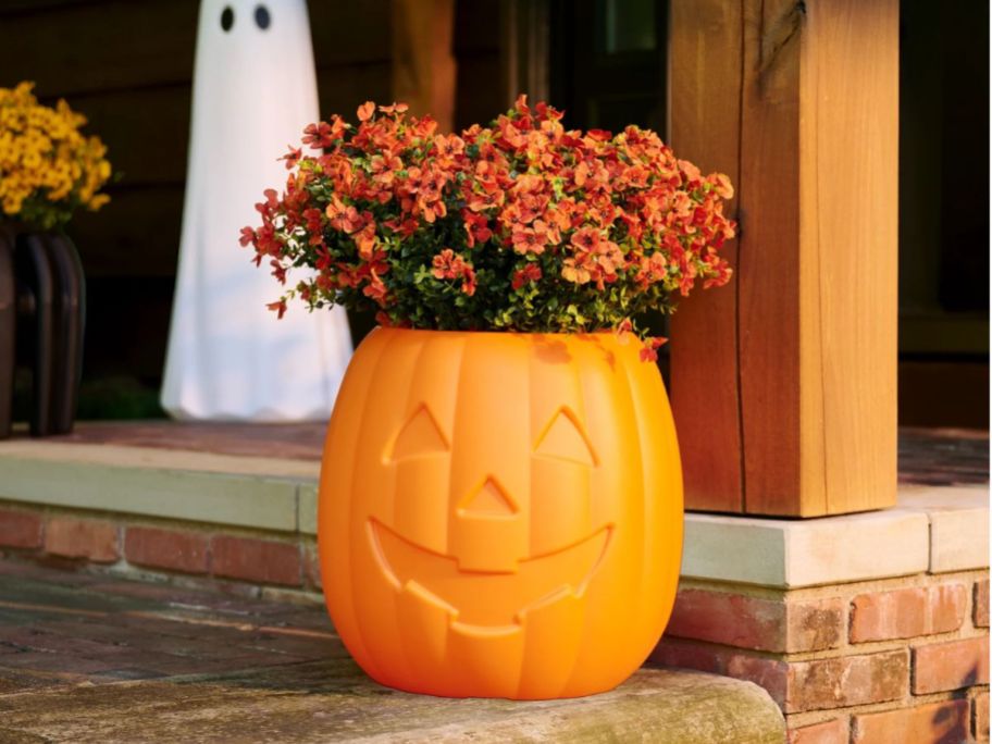 Step2 Pumpkin Planter on porch