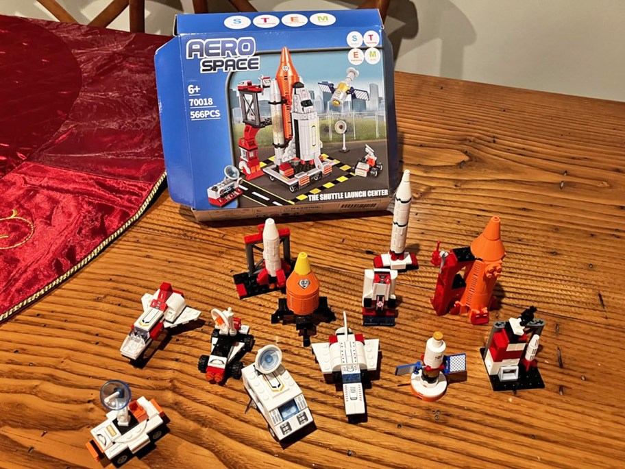 Tecnobicho STEM Space Rocket Building Kit on a table