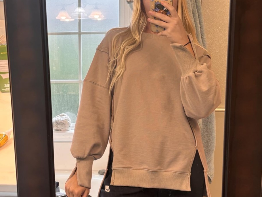 Oversized Sweatshirt Just $14.99 on Amazon (Free People Look for Way Less!)