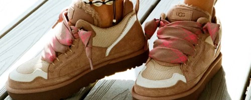 woman wearing ugg lowmel style sneakers outside with puka shell ankle bracelet