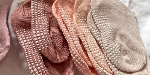 Organic Non-Slip Baby Socks 6-Pack Only $3.99 on Amazon